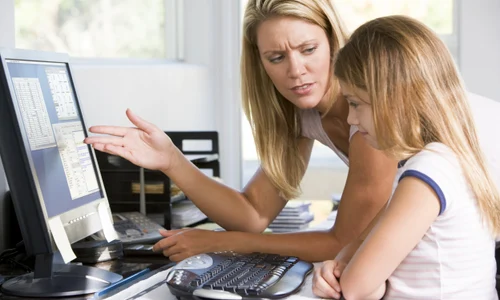 1 mama fiica shutterstock 15175309 jpg jpeg