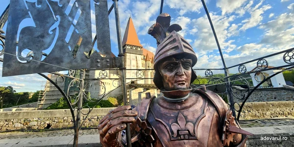 Cavalerul de la Castelul Corvinilor, Foto Daniel Guță, ADEVĂRUL (2) jpg