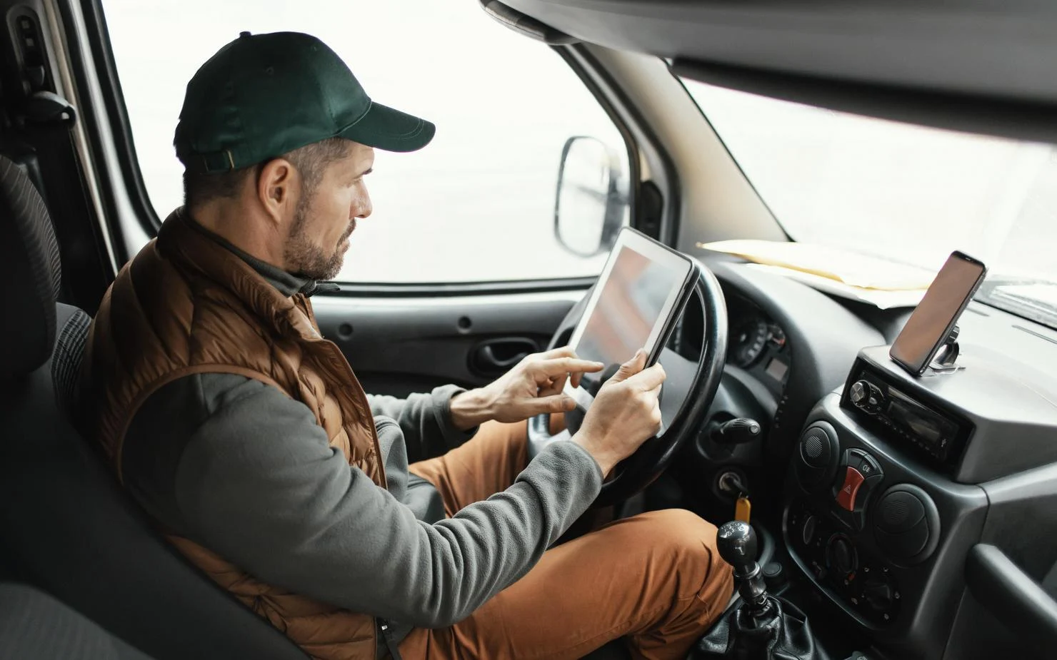 Cele mai căutate meserii de viitor în România. Competențele care aduc succes la angajare