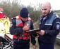 Om al străzii salvat din nămolul râului Olt în Râmnicu Vâlcea Foto Adevărul