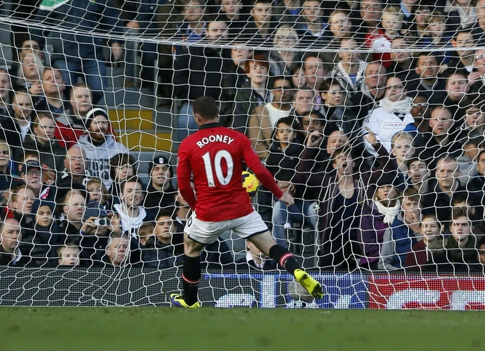 Wayne Rooney a contribuit la victoria lui Manchester United cu Fulham FOTO Reuters