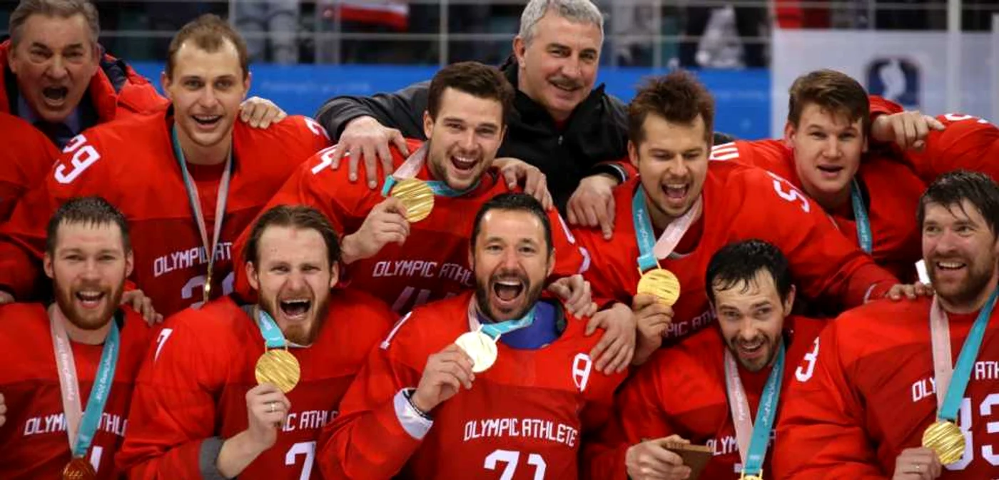 Naţionala masculină de hochei a Rusiei a cucerit medalia de aur la Jocurile Olimpice de Iarnă din 2018, concurând sub steagul olimpic. FOTO: GettyImages