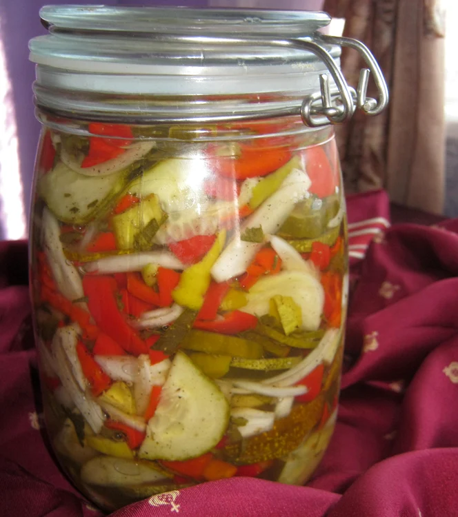 
    Salată «Picarella»  