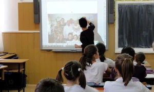 Profesorii sunt siguri că noul sistem de predare va atrage atenţia copiilor