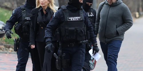 Laura Vicol și Vladimir Ciorbă sunt aduși la audieri la DIICOT în dosarul Nordis, în București. FOTO Inquam Photos / George Călin