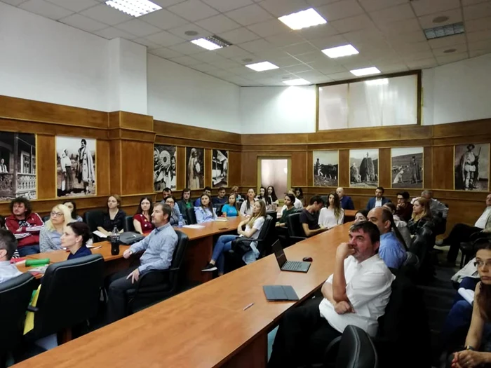 conferinta Facultatea de Sociologie 