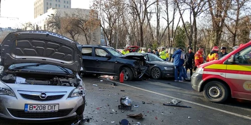 ACCIDENT CALEA GRIVITEI FOTO GABRIELA GHIBAN FACEBOOK