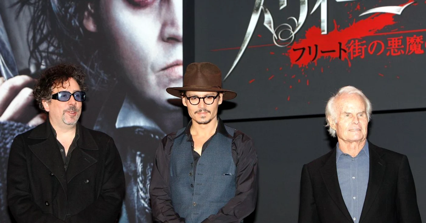 
		    Regizorul Tim Burton, actorul Johnny Deep şi producătorul Richard Zanuck FOTO: Mediafax/AFP		