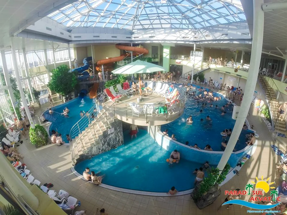 Turiștii care merg la Brașov trec și pe la Paradisul Acvatic 
