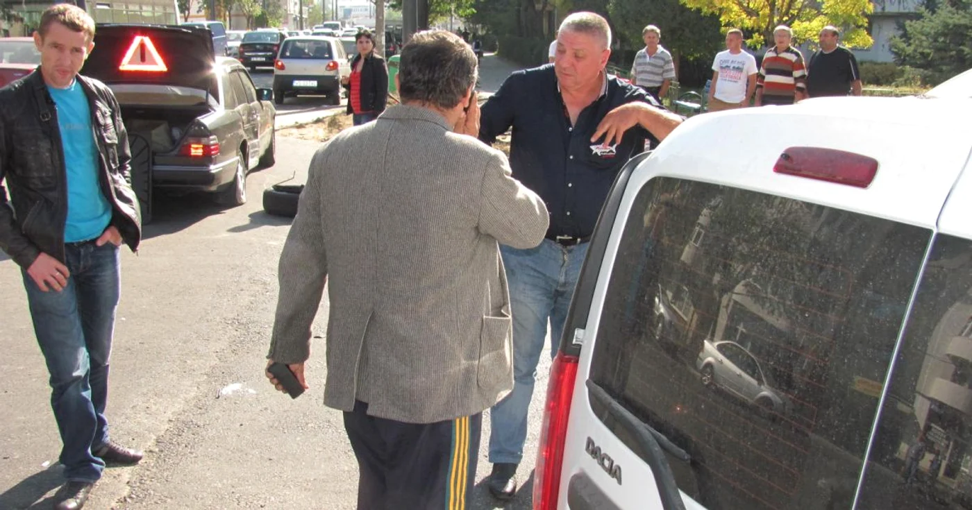 Şoferii implicaţi au dat declaraţii poliţiştilor de la rutieră