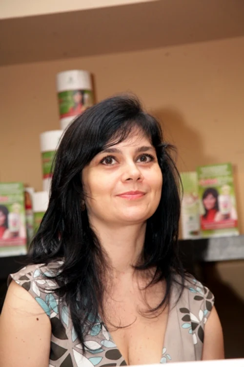 
    Simona Bălănescu şi-a menţinut greutatea constantă  