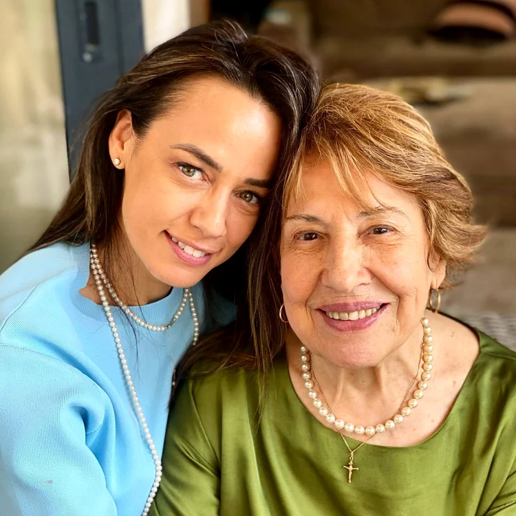 5 andreea raicu si mama jpg jpeg