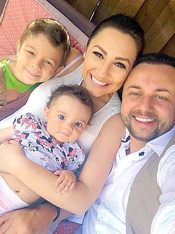 Iulia Vântur și Salman Khan