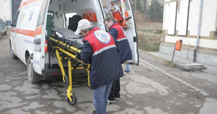 Suceava: Ambulanţa a stors de bani asigurările