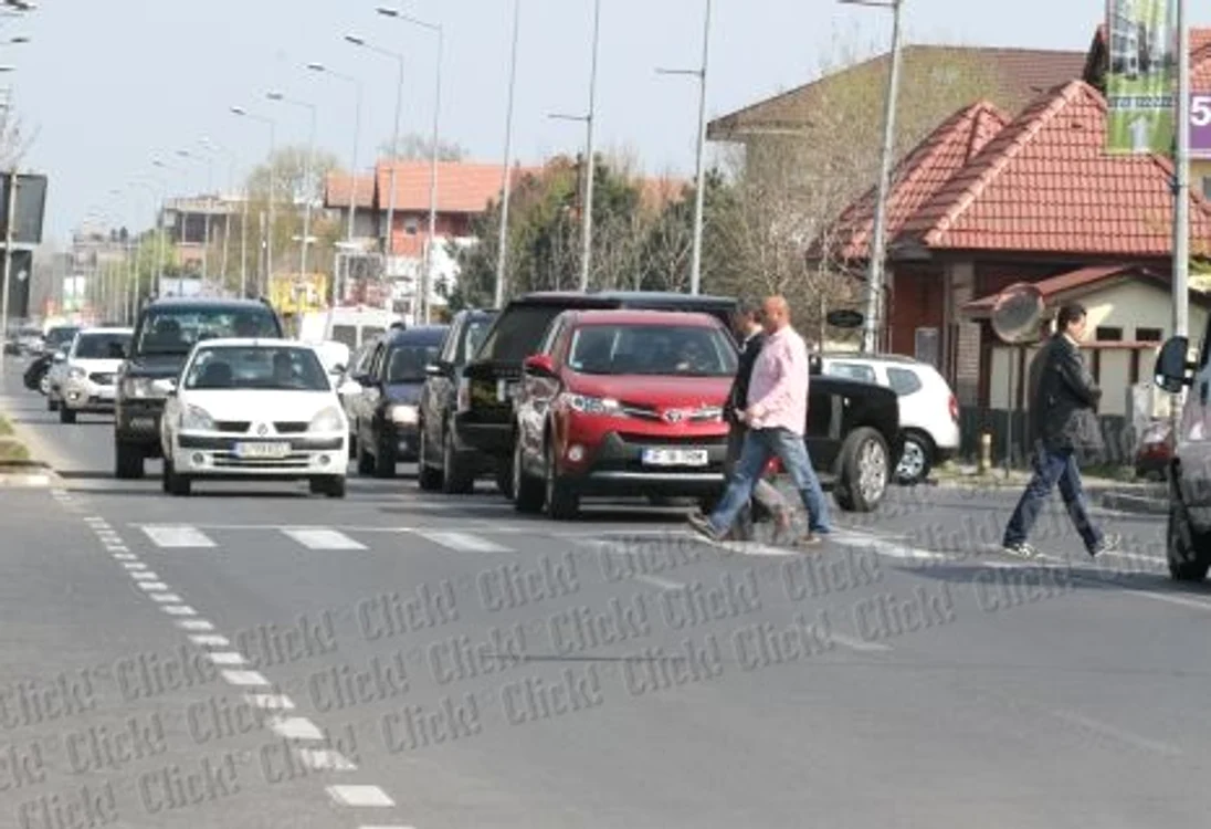 
    Piţurcă întoarce în loc nepermis (foto: blitz)  