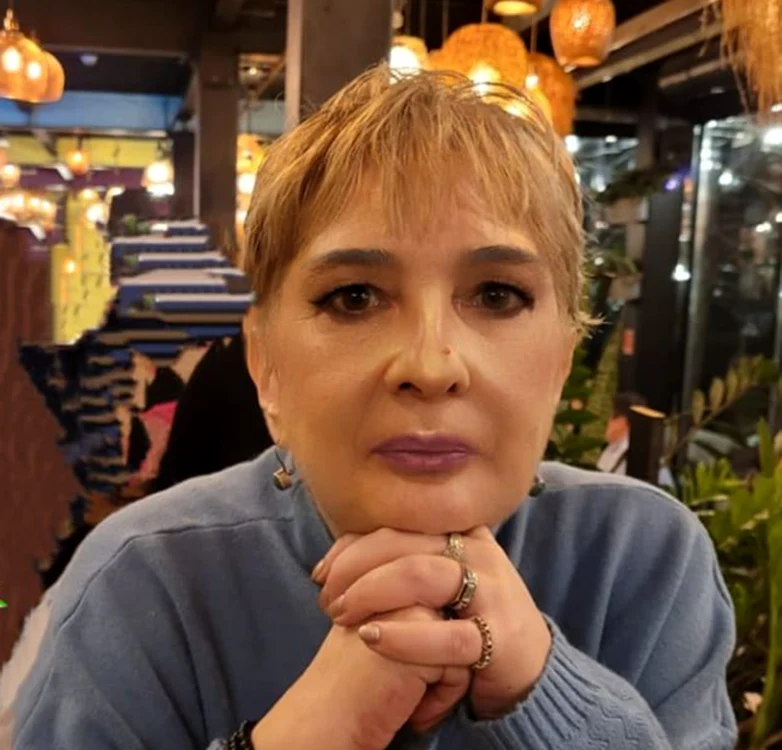 Mesajul a fost postat cu doar 2 zile înainte de moartea scriitorului / foto: Facebook