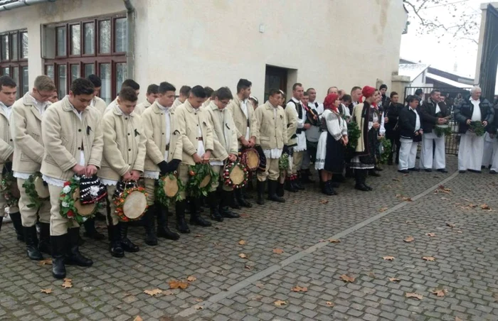 Bubasii au ţinut un moment de reculegere FOTO Adevarul