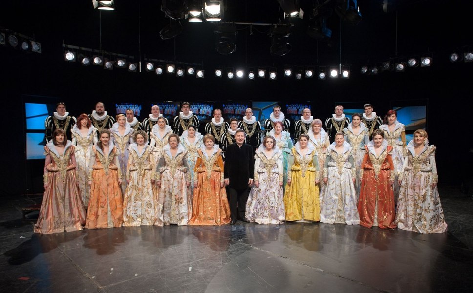 Corul Madrigal a lansat videoclipul „Valurile Dunării”, de Ziua Marinei VIDEO