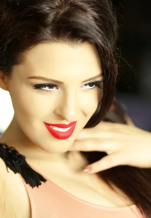 
    Diana Bişinicu şi-a reluat cariera muzicală, după o pauză de doi ani  