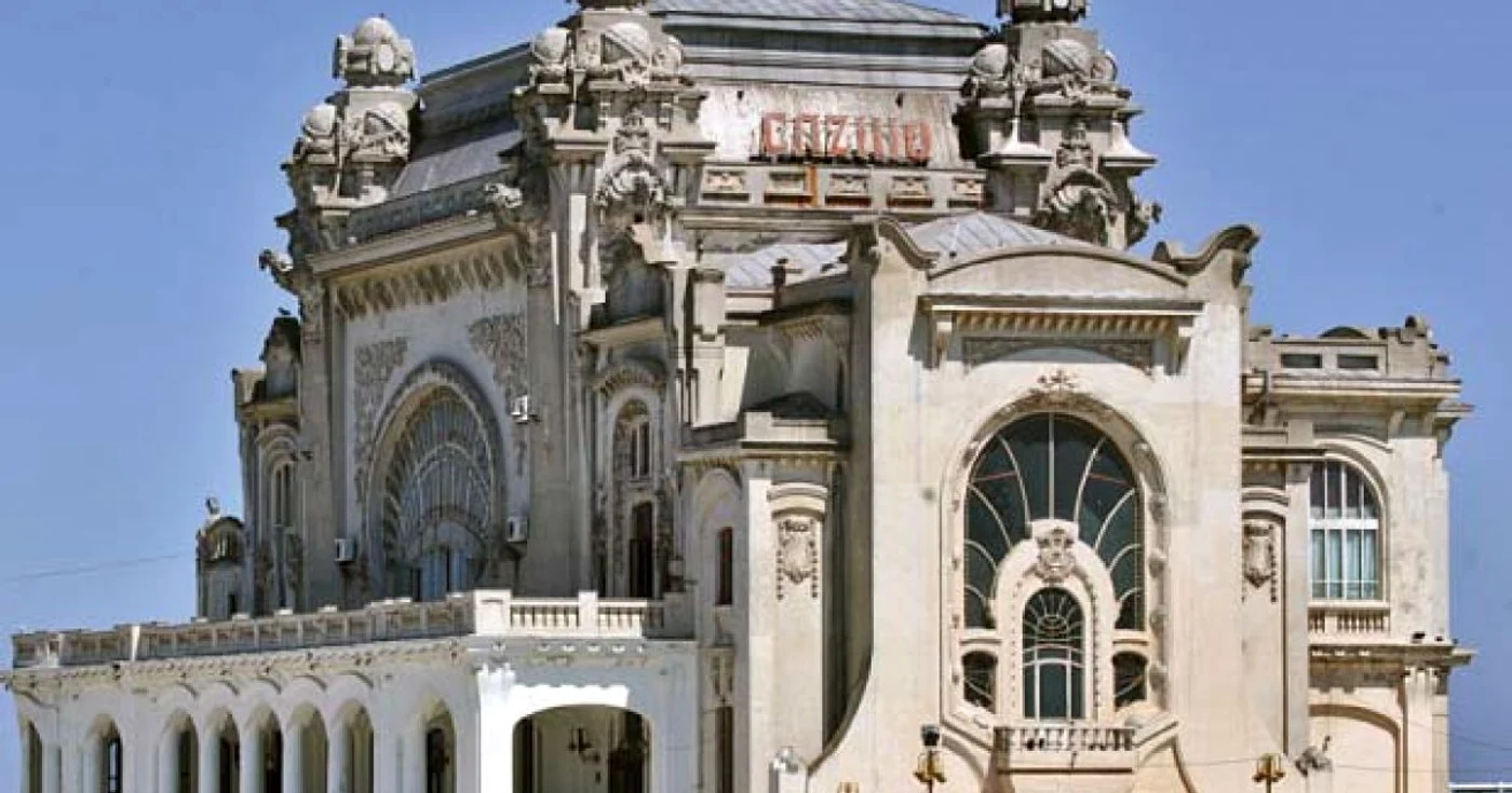 Cazinoul din Constanţa este disputat de Primărie şi de Ministerul Dezvoltării
