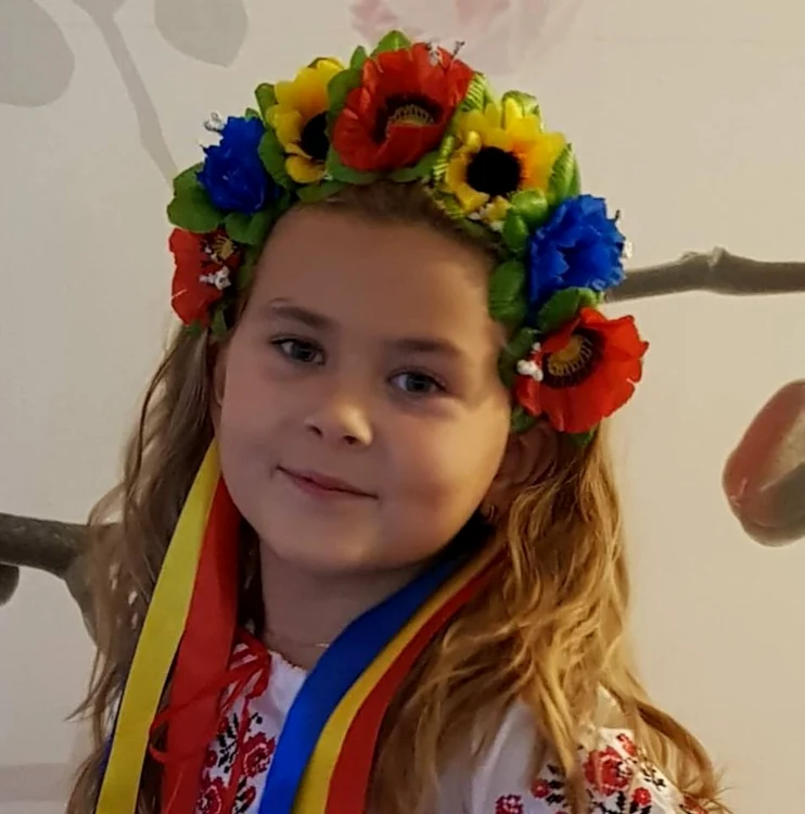 Bianca Maria Scafariu din Săcălaz, județul Timiș, a primit o stea pe celebrul Hollywood Walk of Framefoto: captura Facebook
