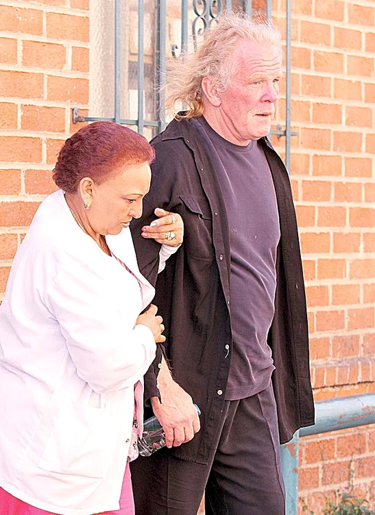 Nick Nolte, 73 de ani, artroză