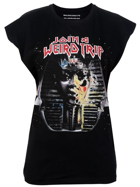 Tricou