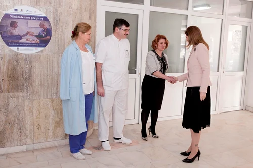 Principesa Maria vizită la Institutul Oncologic „Prof dr Al Trestioreanu” 16februarie2017 foto Daniel Angelescu c Casa MS Regelui 1 jpeg