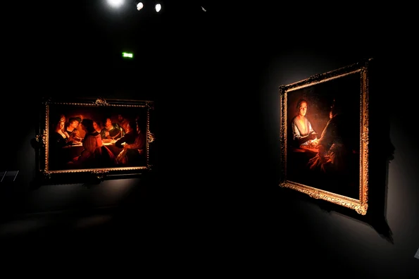 Expoziţie ingenios realizată, dedicată lui Georges de la Tour, evidenţiind tocmai clarobscurul picturilor sale: „Georges de la Tour – Europa Luminii” a fost găzduită de Palazzo Reale din Milano (© Getty Images)