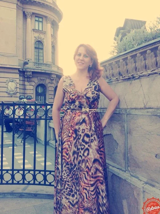 Aura Radu o îmbracă pe Andreea Tonciu