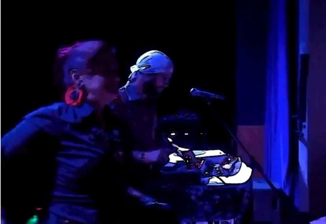 Viitorul soț al Ronei Hartner este de meserie DJ