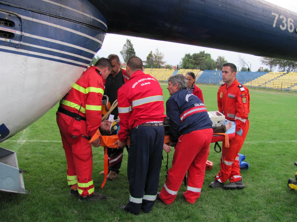 Pacienta a fost transportată la Spitalul de Urgenţă Floreasca
