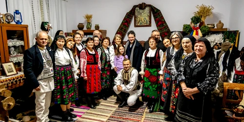 Nicusor Dan FOTO facebook satul Ileni jpg