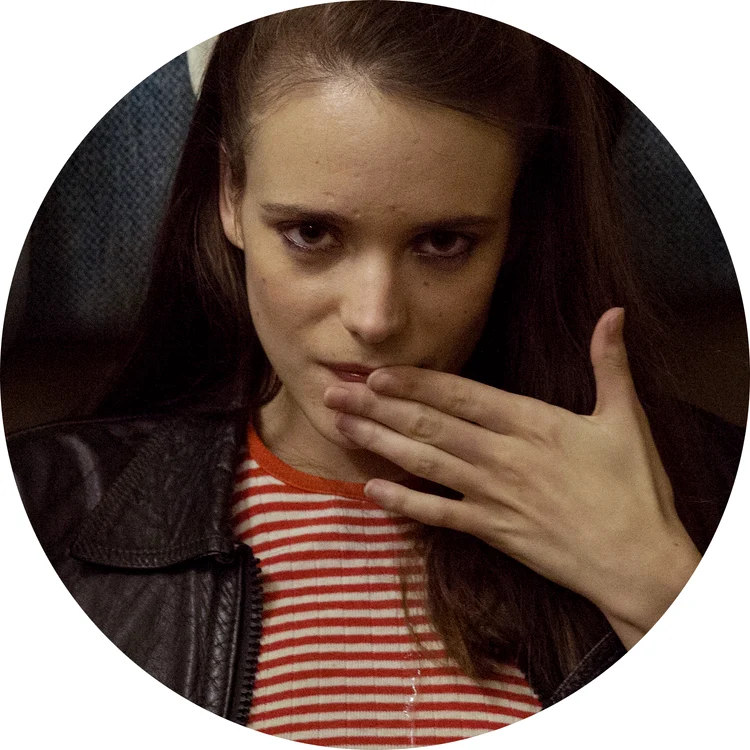 Portret de sexploratoare jpeg
