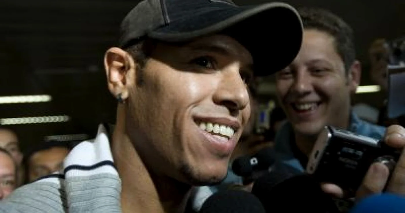 FOTBAL: AC MIlan se bate pentru atacantul brazilian Luis Fabiano