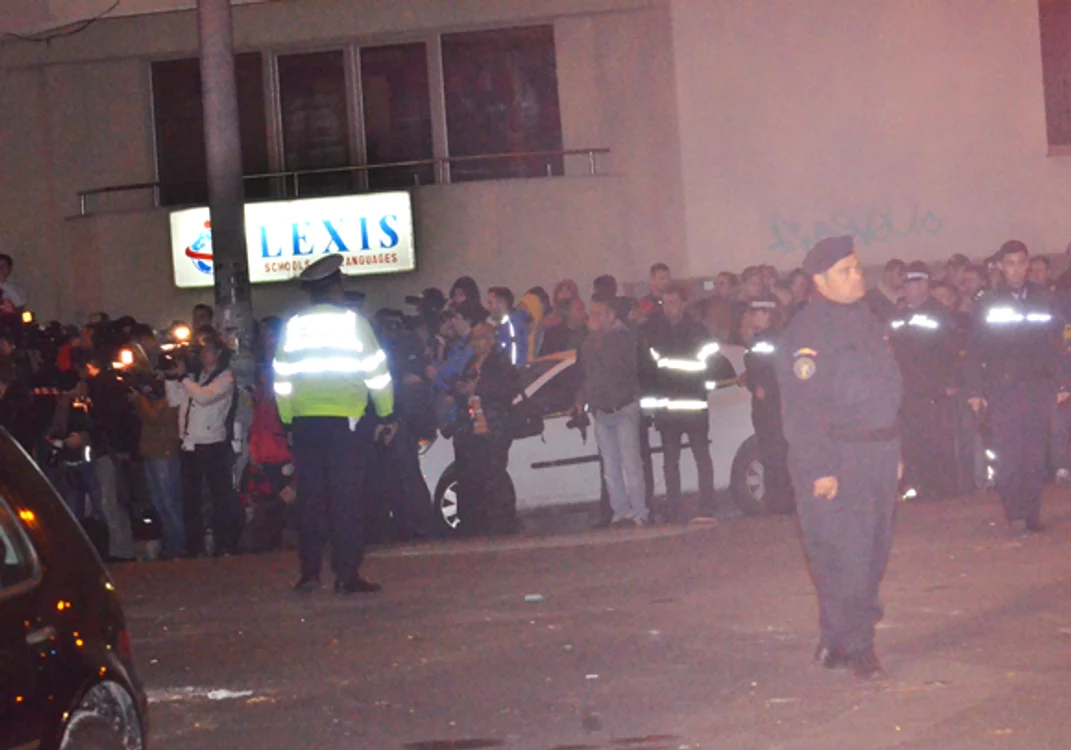 
    O altă tânără rănită în incendiu și-a pierdut viațafoto: Mihai Călin  