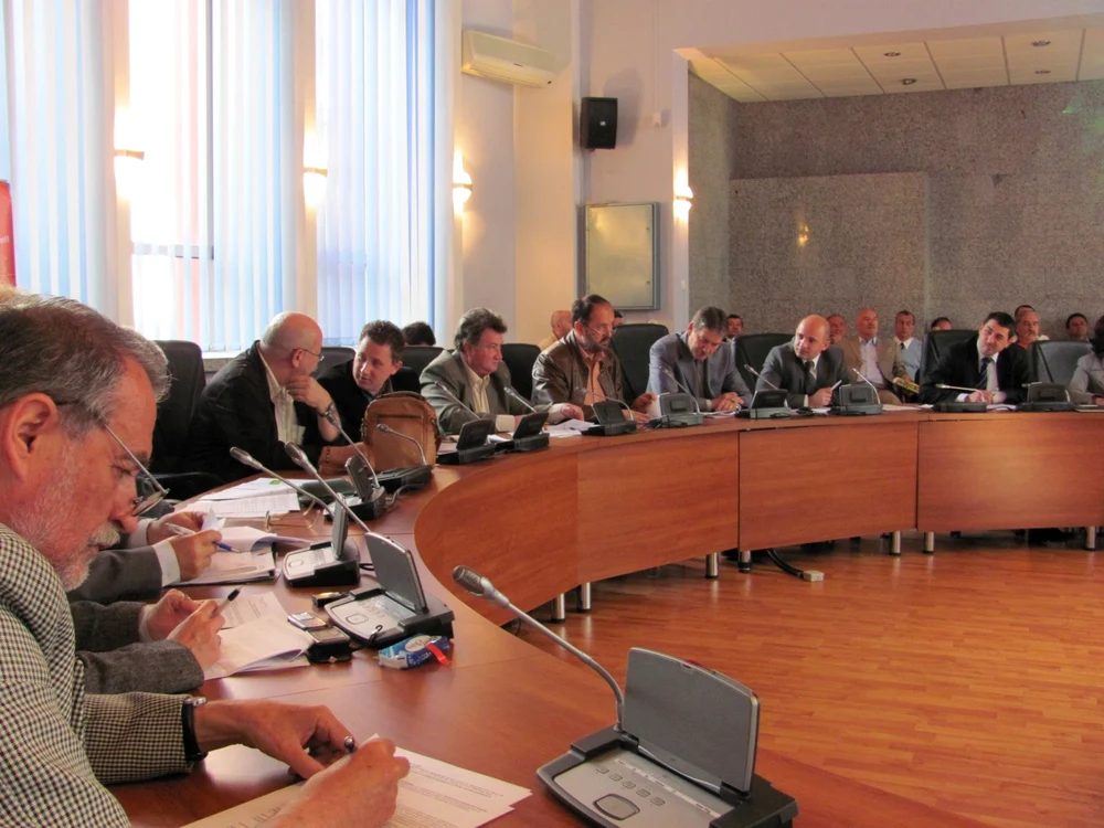 Consilierii locali au aprobat indexarea taxelor şi impozitelor FOTO: Arhivă