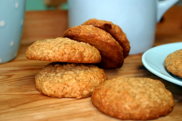 1 biscuiti cu miere jpg jpeg