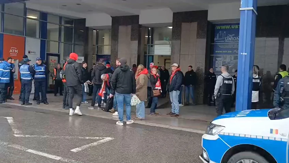 VIDEO Suporterii lui Mainz au aterizat în România: atmosferă incendiară înainte de duelul cu Craiova