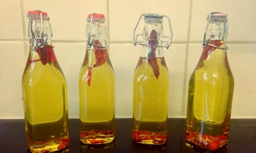 1 invata sa prepari ulei din ardei iuti vindeca multe boli srfm jpg jpeg