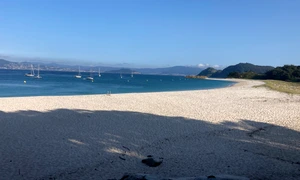 FynhKbRWIAUiNcO jpeg