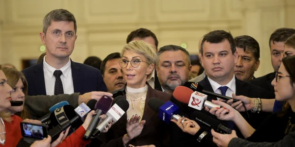 Parlament - demitere Liviu Dragnea - declaraţii opoziţie - Dan Barna - Raluca Turcan - Eugen Tomac / FOTO Mediafax Foto / Andreea Alexandru / 5 dec 2018