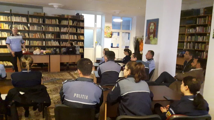 cursuri prim-ajutor poliţişti slatina