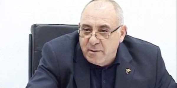 Costel Tulitu, ediul oraşului Bechet face afaceri cu fiul lui pe bani primăriei 