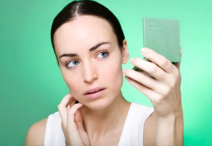 
    Prezența cercurilor albe în iris poate fi un semn al colesterolului ridicatclickpentrufemei.ro  