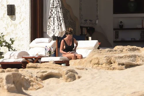 Exclusive    Chrissy Teigen & John Legend Pack On The PDA While On Vacation In Los Cabos jpeg