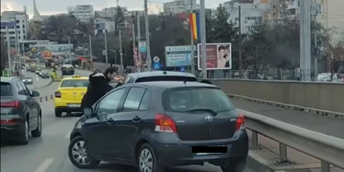 un șofer a făcut infarct la volan Foto Captură video Facebook png