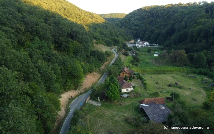 Valea Roatei. Foto: Daniel Guță. ADEVĂRUL