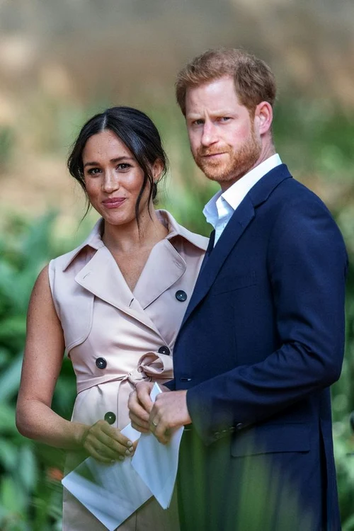 
    Meghan Markle, 38 de ani și Prințul Harry, 35 de ani sunt îngrijorați de numărul mare de drone care îi spioneazăfoto: Profimedia  