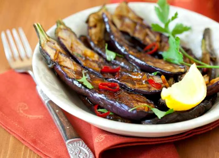 Vinetele au puţin calorii, dar potolesc foamea. (Foto: Shutterstock)